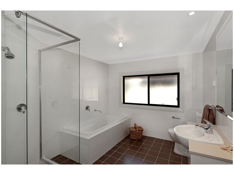 38 Banksia Parade, Warriewood NSW 2102