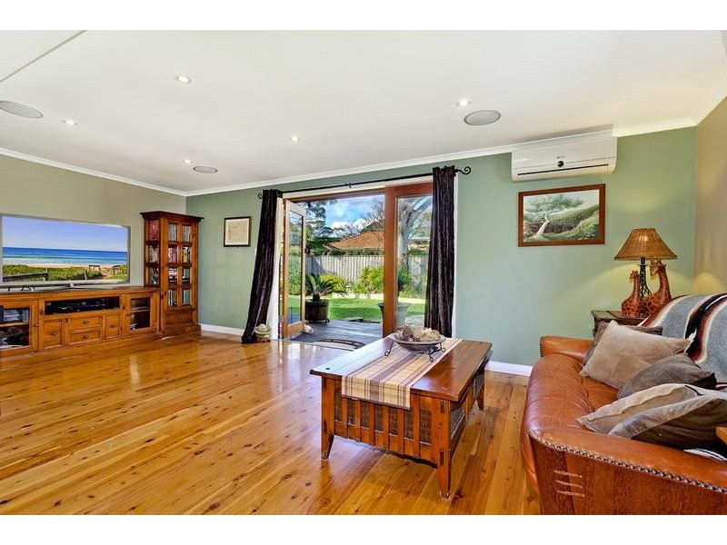 27 Windsor Parade, North Narrabeen NSW 2101