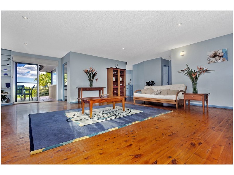 33 Bolwarra Road, North Narrabeen NSW 2101