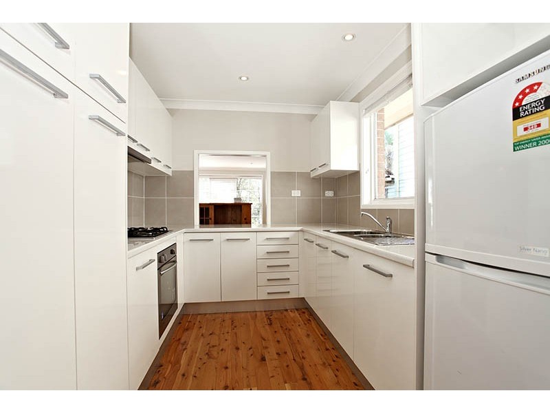 38 Stirgess Avenue, Curl Curl NSW 2096