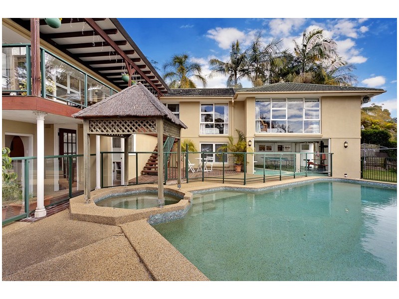 8 Bolwarra Road, North Narrabeen NSW 2101