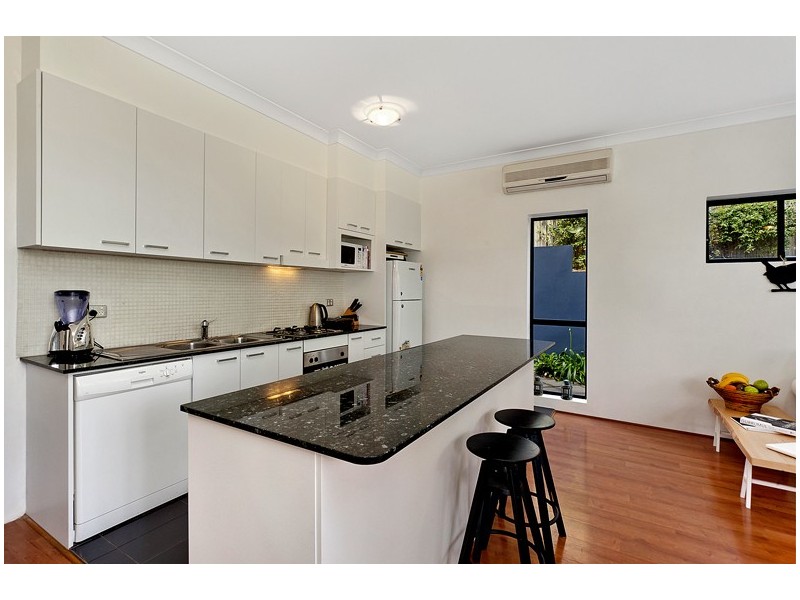 11/1-5 The Crescent, Dee Why NSW 2099