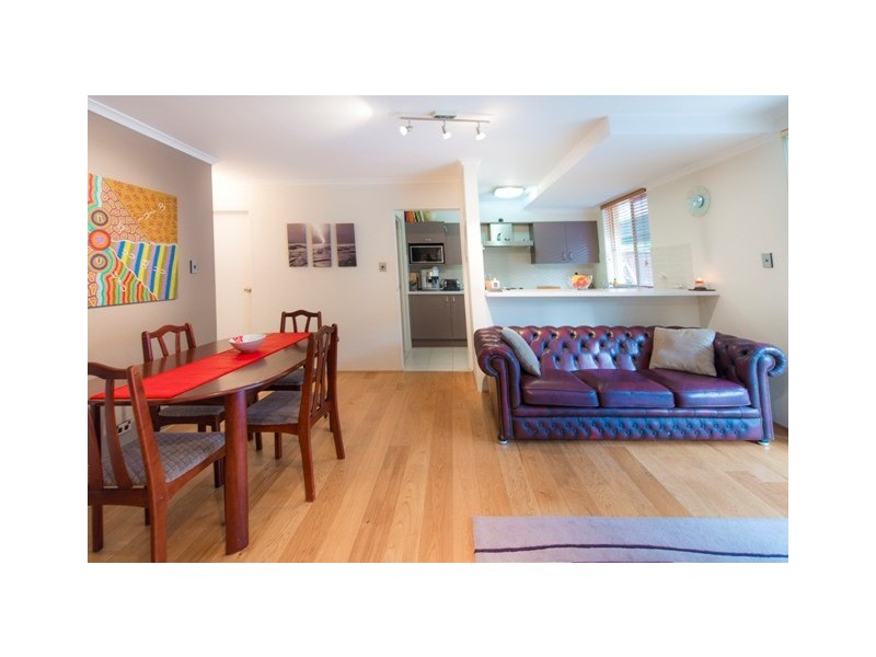 60/28 Macpherson Street, Warriewood NSW 2102