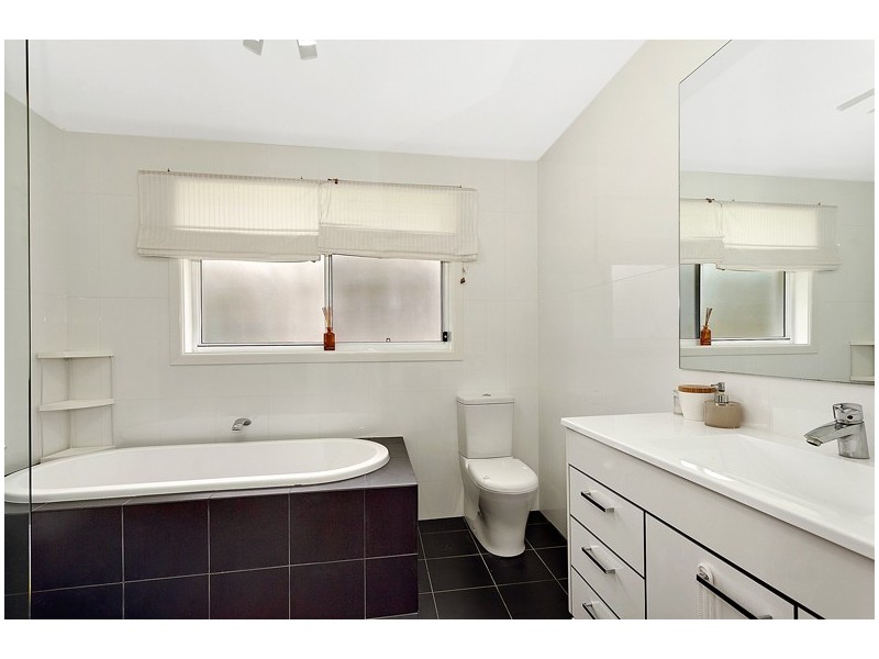 36 Penrith Avenue, Wheeler Heights NSW 2097