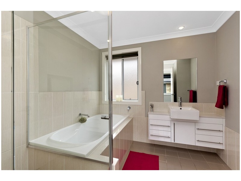 15 Kingfisher Way, Warriewood NSW 2102