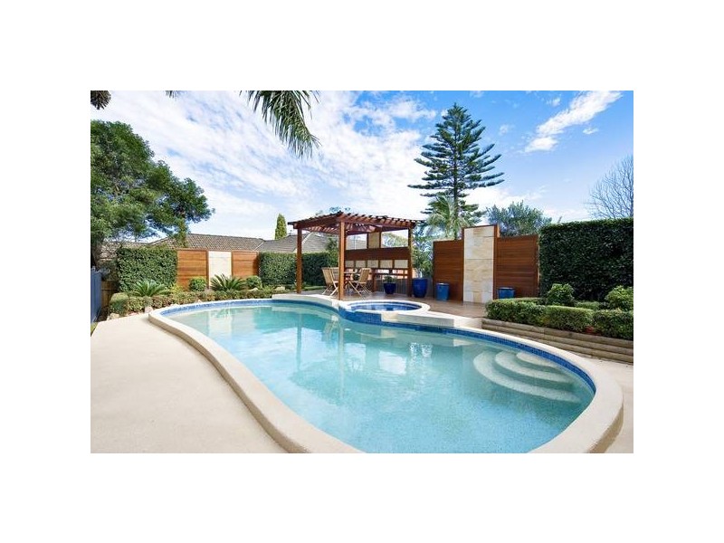 25 Iluka Avenue, Elanora Heights NSW 2101