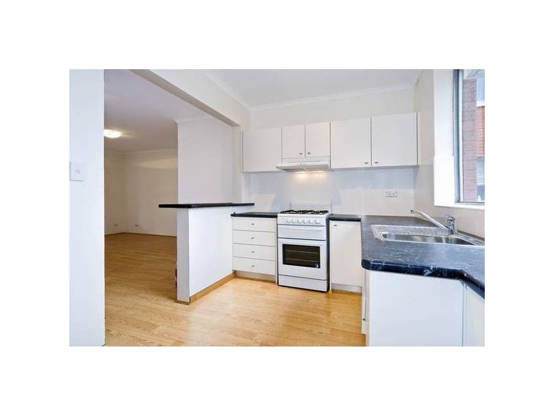 6/11 Avon Road, Dee Why NSW 2099