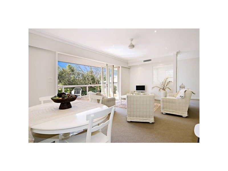 32 Ronald Avenue, Narraweena NSW 2099