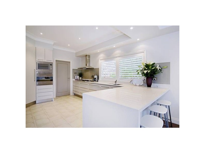 32 Ronald Avenue, Narraweena NSW 2099