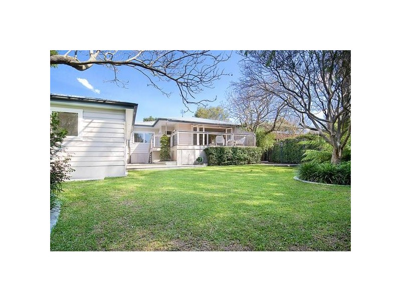32 Ronald Avenue, Narraweena NSW 2099