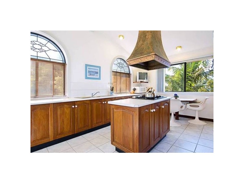 203 Woorarra Avenue, Elanora Heights NSW 2101