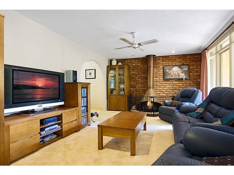 11 Elm Avenue, Belrose NSW 2085