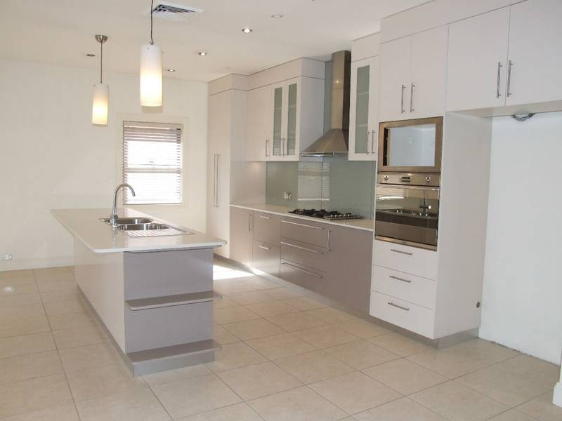 14 Rawson Road, Greenacre NSW 2190