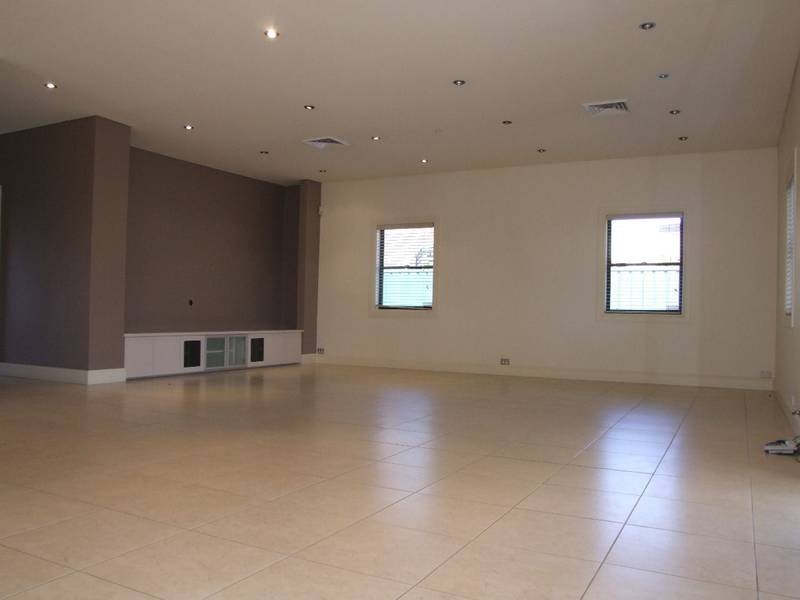 14 Rawson Road, Greenacre NSW 2190