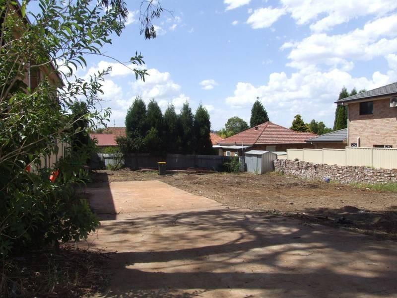 23 Penshurst Road, Roselands NSW 2196