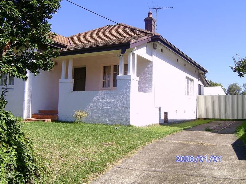 17 ALLAN AVE, Belmore NSW 2192