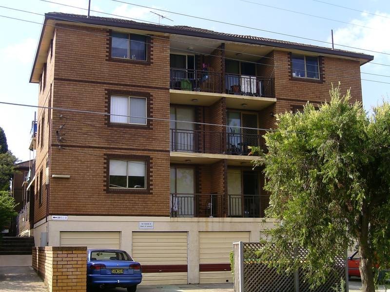 8/7 MYERS STREET, Roselands NSW 2196