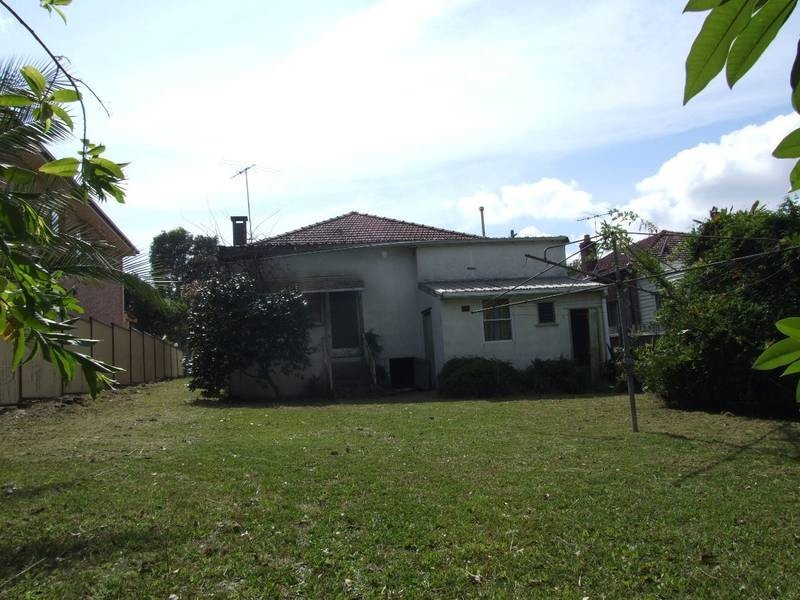 5 Chapel Street, Belmore NSW 2192