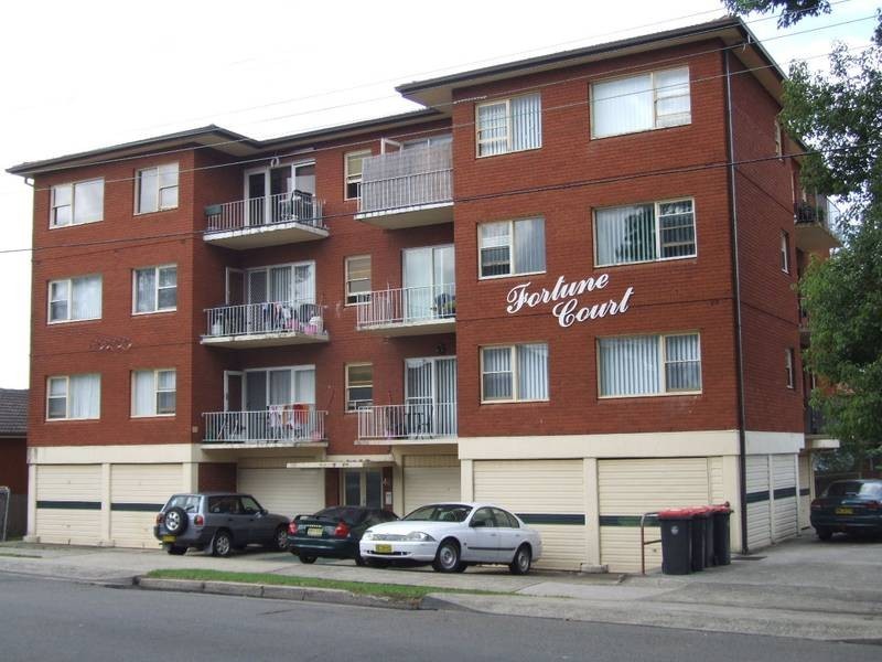 2/48 Chapel Street, Belmore NSW 2192