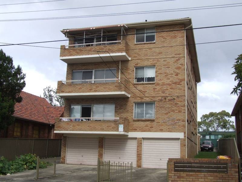 8/54 Etela Street, Belmore NSW 2192