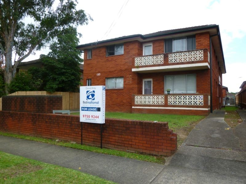 2/120 SPROULE STREET, Lakemba NSW 2195