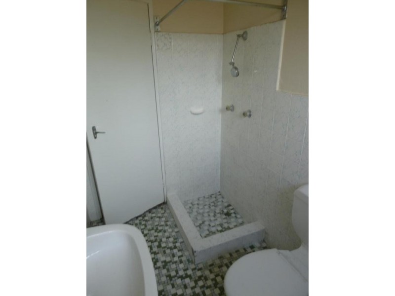 2/120 SPROULE STREET, Lakemba NSW 2195