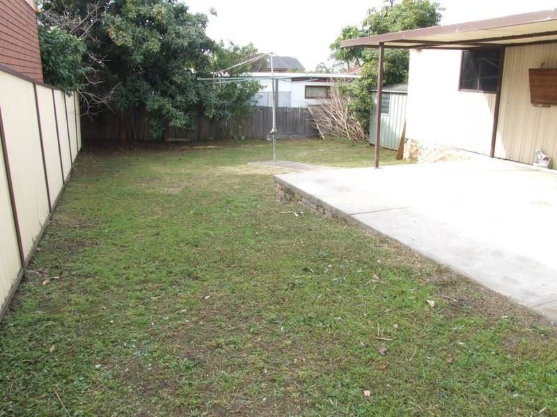 33 Hillcrest Avenue, Greenacre NSW 2190