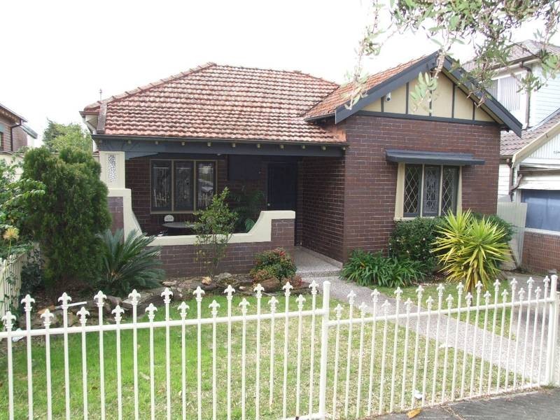 7 Hall Street, Belmore NSW 2192