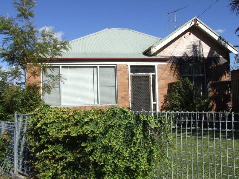 10 Jeffrey Street, Canterbury NSW 2193