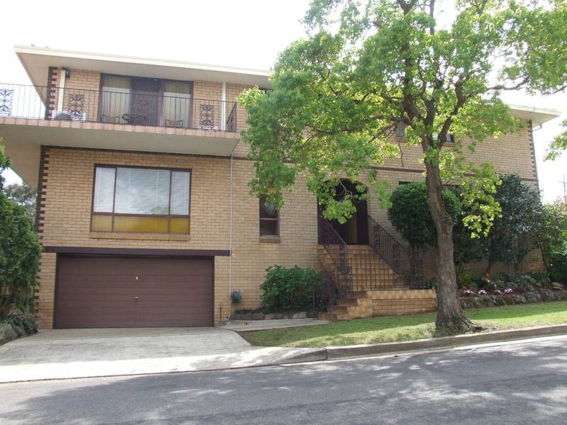 21 Raymond Avenue, Roselands NSW 2196