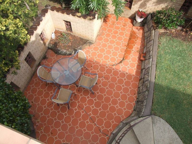 21 Raymond Avenue, Roselands NSW 2196