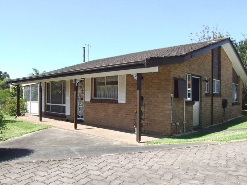 2A Gunyah Crescent, Roselands NSW 2196