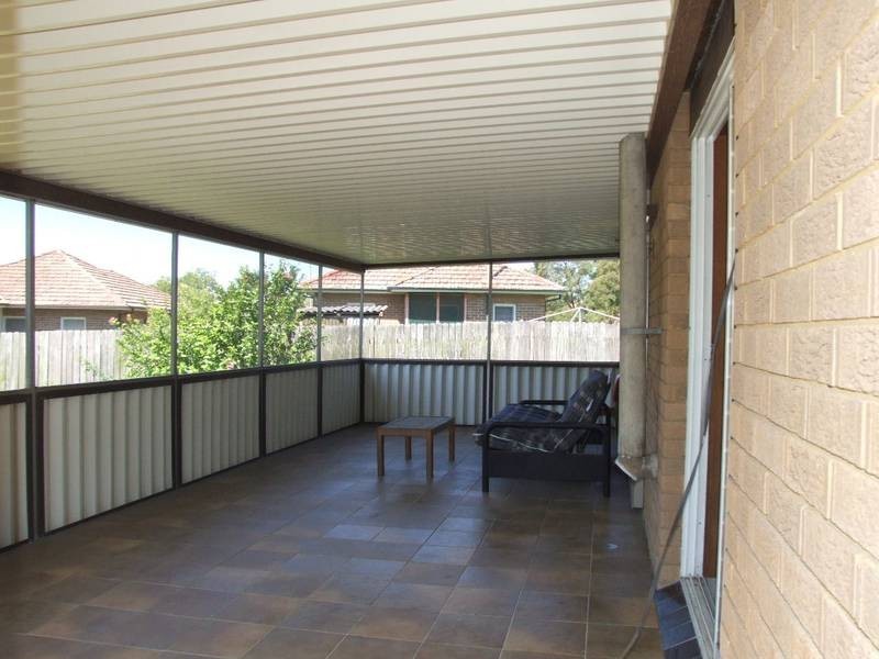 2A Gunyah Crescent, Roselands NSW 2196