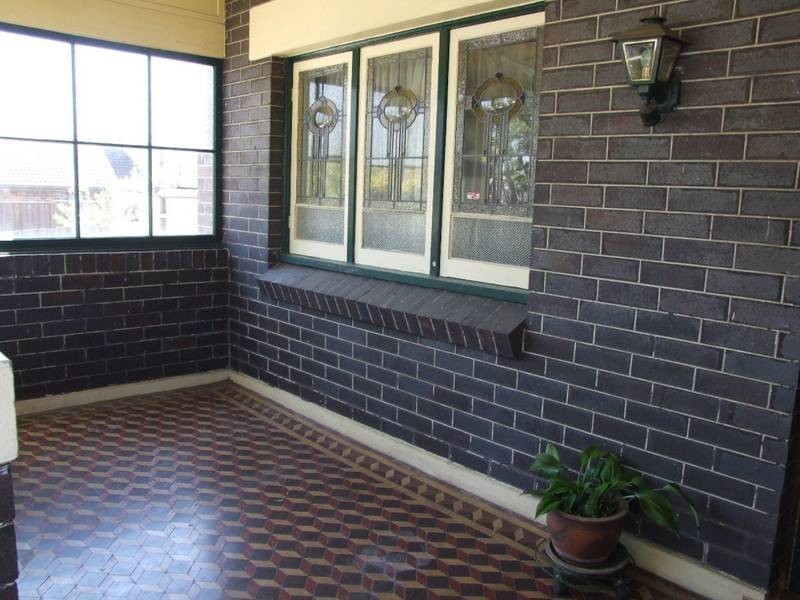 14 Tudor Street, Campsie NSW 2194