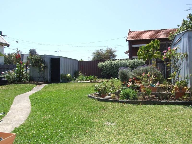 14 Tudor Street, Campsie NSW 2194