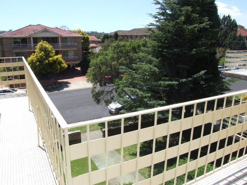 10/23 Dryden Street, Campsie NSW 2194