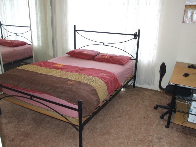 2/102 Clissold Parade, Campsie NSW 2194