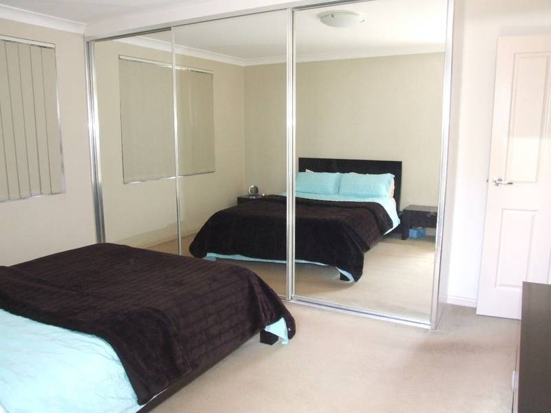 2/5 Allan Avenue, Belmore NSW 2192