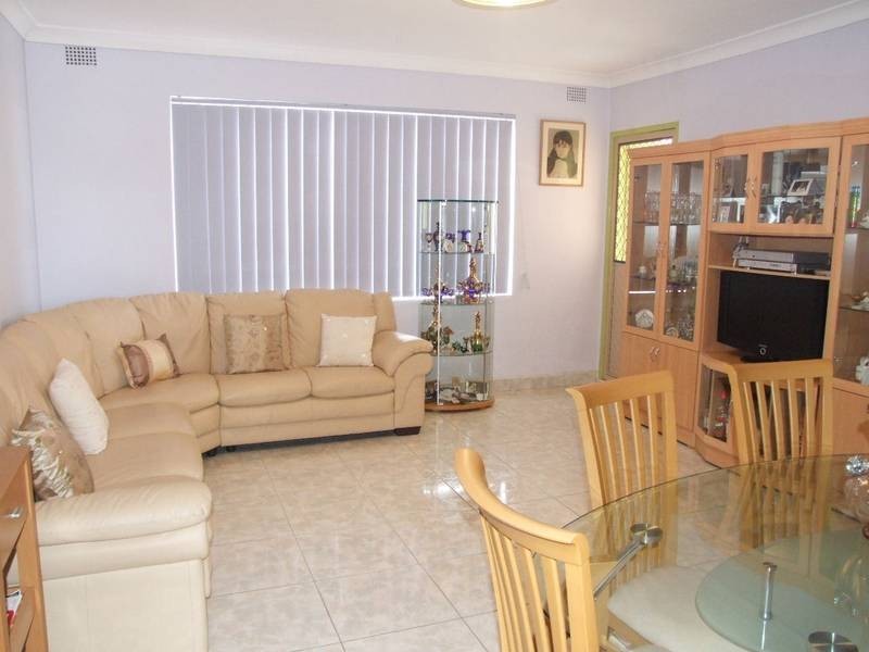 9/3 St Clair Street, Belmore NSW 2192