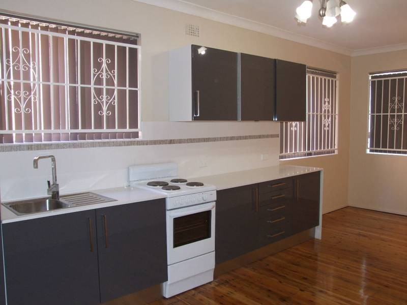 1/5 Myers Street, Roselands NSW 2196