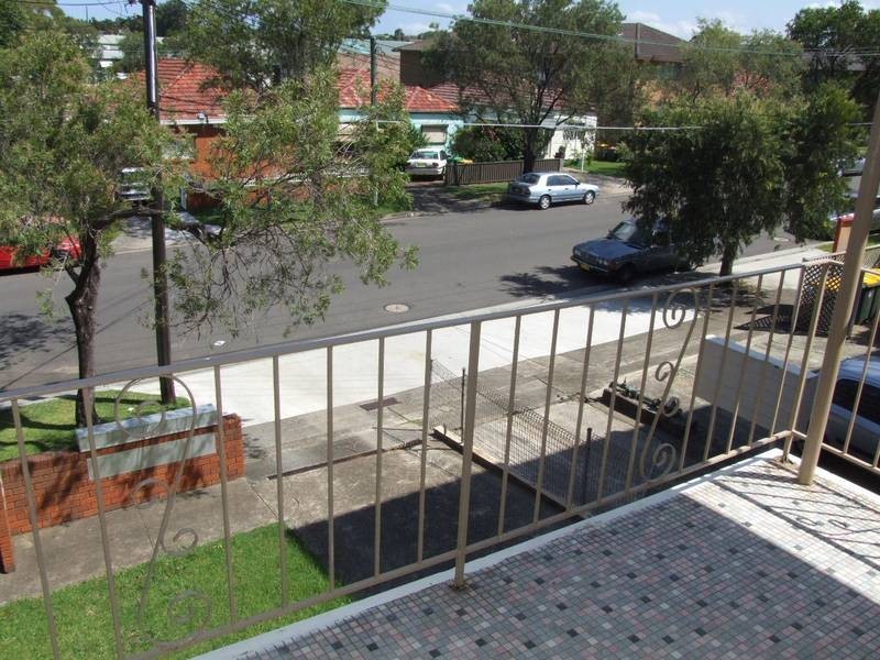 1/5 Myers Street, Roselands NSW 2196