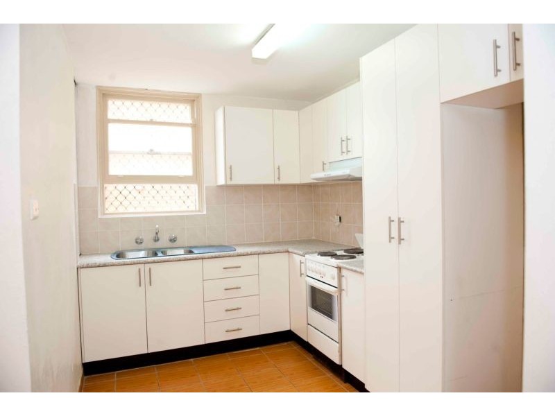 8/10 Renown Avenue, Wiley Park NSW 2195