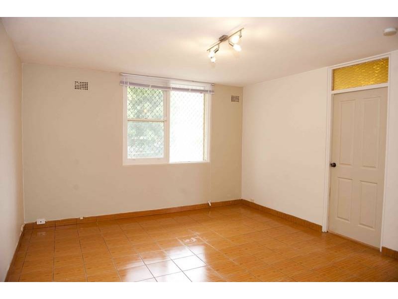 8/10 Renown Avenue, Wiley Park NSW 2195