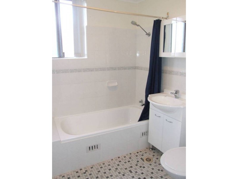 8/7 Myers Street, Roselands NSW 2196