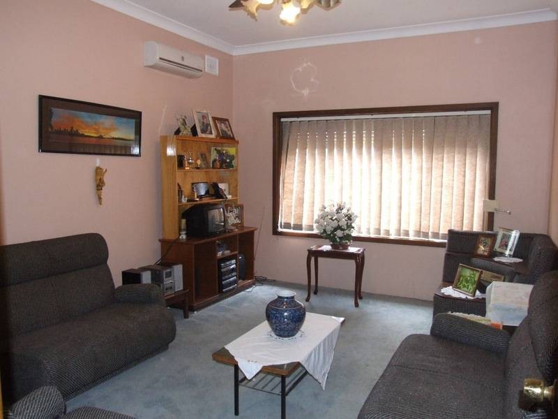 16 Moncur Avenue, Belmore NSW 2192