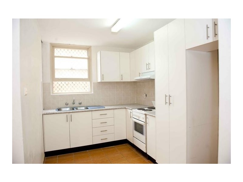 8/10 RENOWN AVENUE, Wiley Park NSW 2195