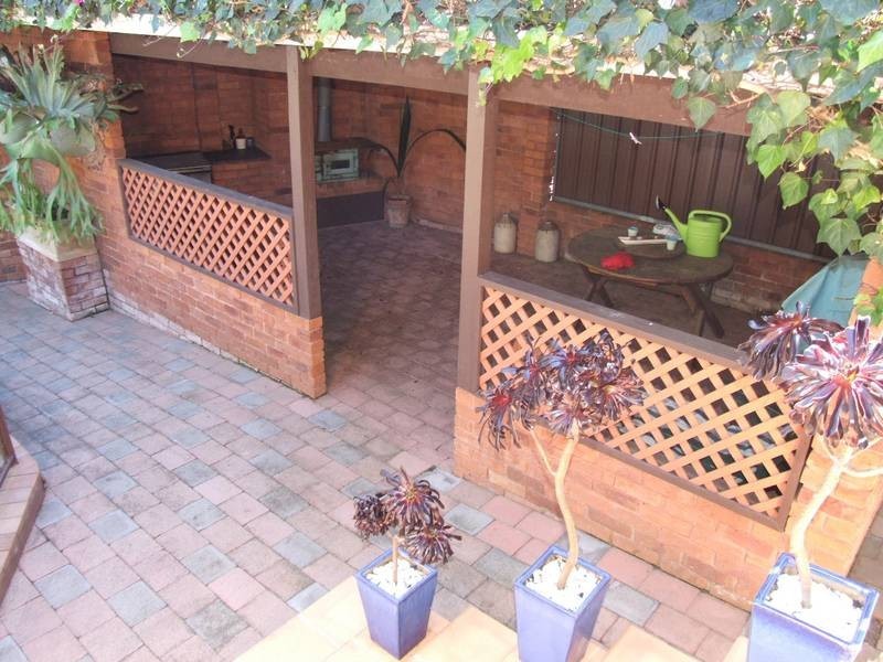 4 Boxley Crescent, Bankstown NSW 2200