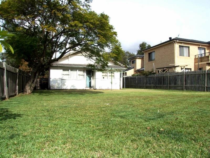 9 Bazentin Street, Belfield NSW 2191