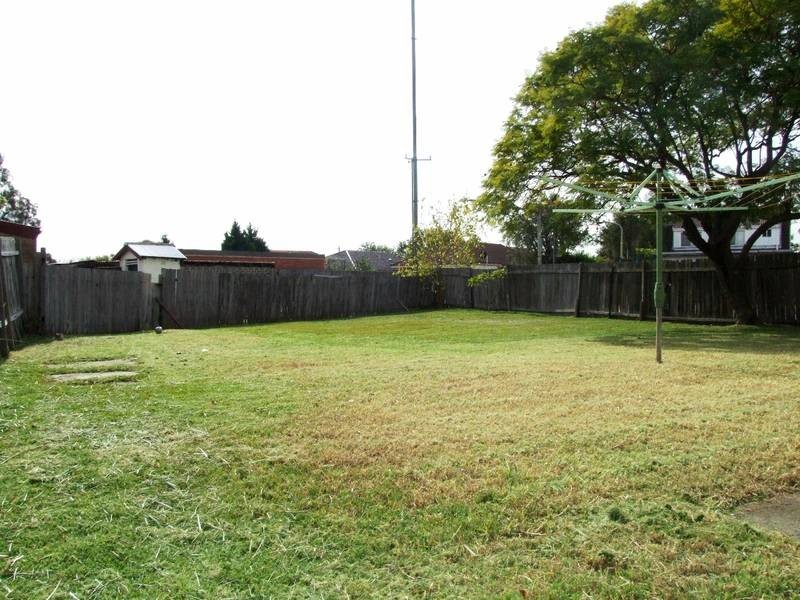 9 Bazentin Street, Belfield NSW 2191