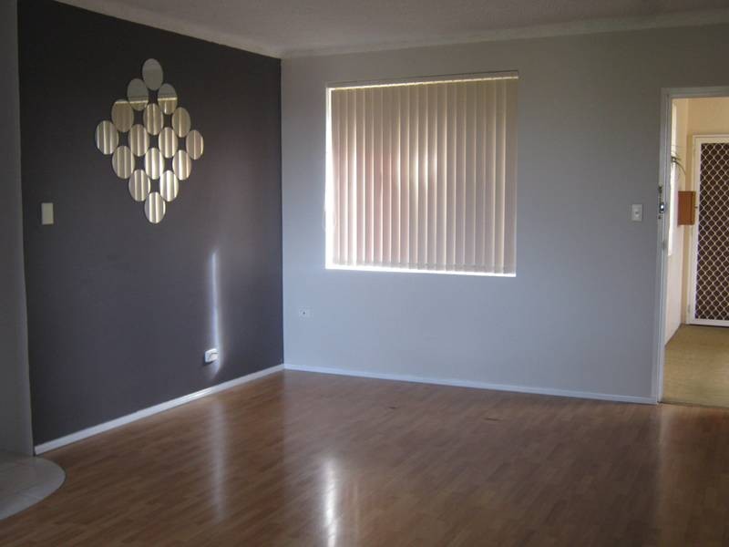 8/25 PHILLIP, Roselands NSW 2196